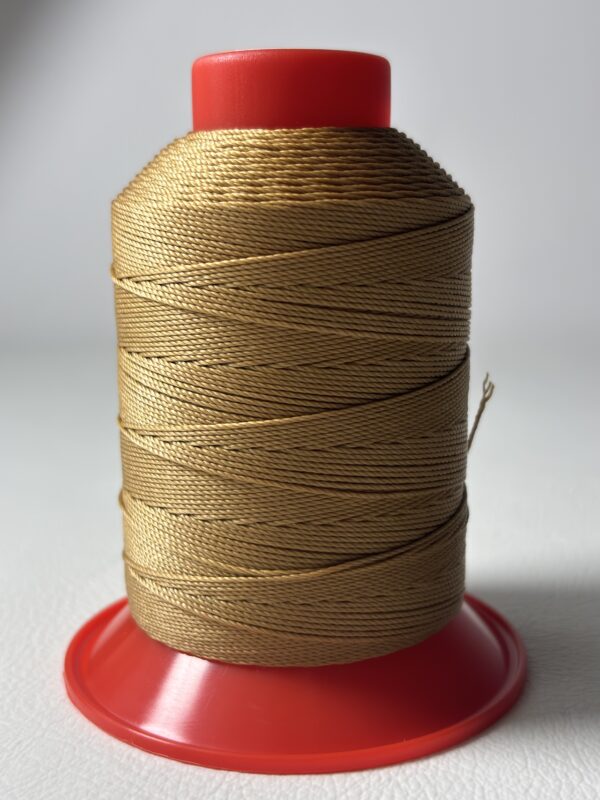 Serafil 10 WaterRepellent (WR) – 300m Industrisytråd, Mellanbeige 261