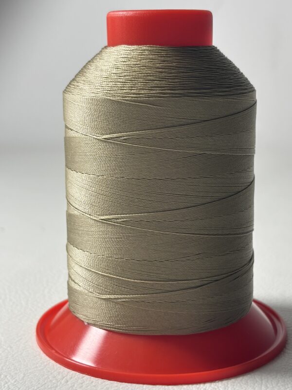 Serafil 40 sytråd – färg 380 Brun-beige, 1200 m/rulle