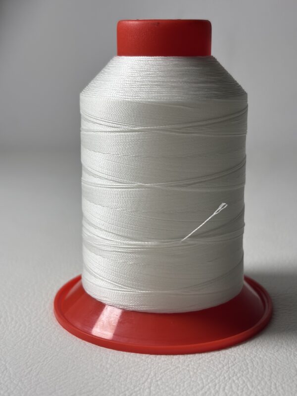 Serafil 40 sytråd – färg 2000 Pure White (ren vit), 1200 m/rulle