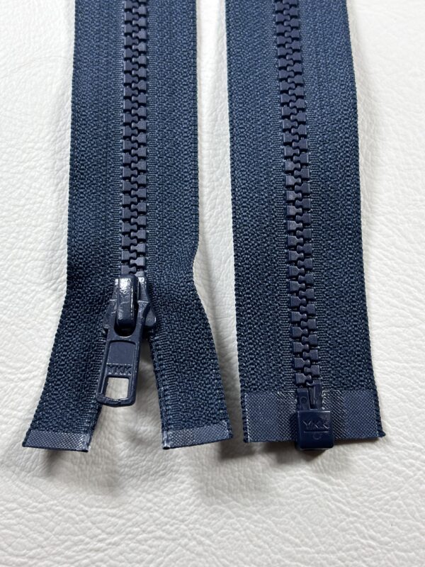 YKK Vislonblixtlås 6 mm – Delbart – 560 Marinblå/Mörkblå (30–150 cm)